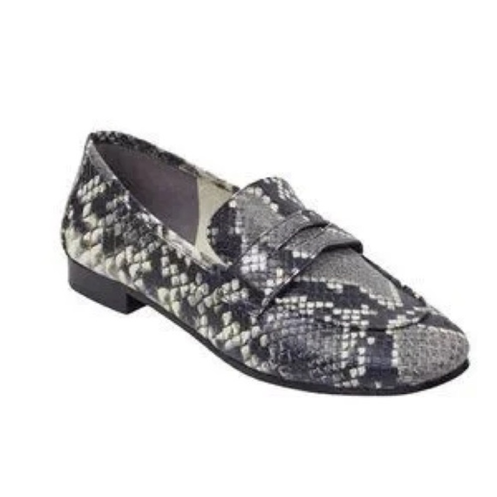 Marc Fisher ML Change 2 Leather Snake Print Loafer size 6 in Black/Grey